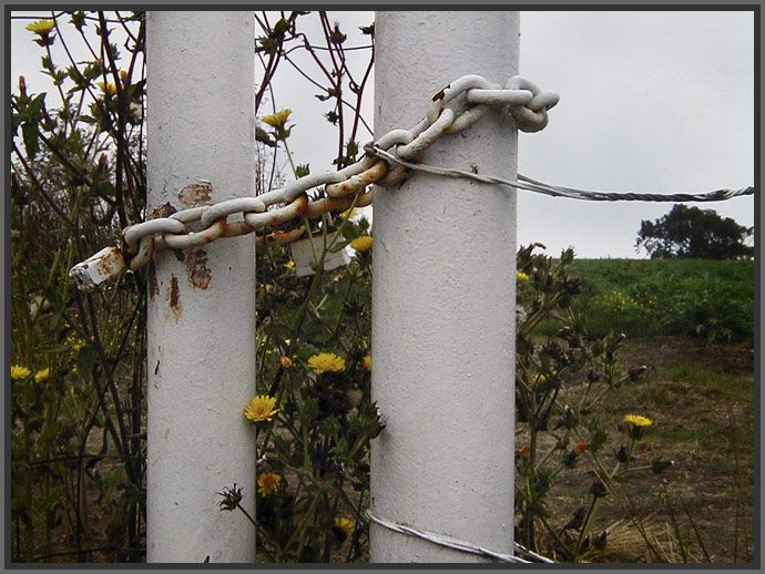 lock, chain, posts on path