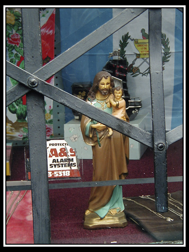 mission street storefront