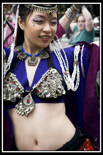belly dancer